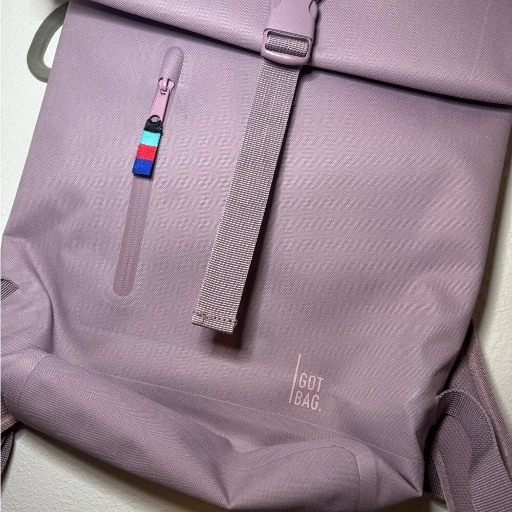 GOT BAG Stylish Roll-Top Backpack NWT - Picture 3 of 6